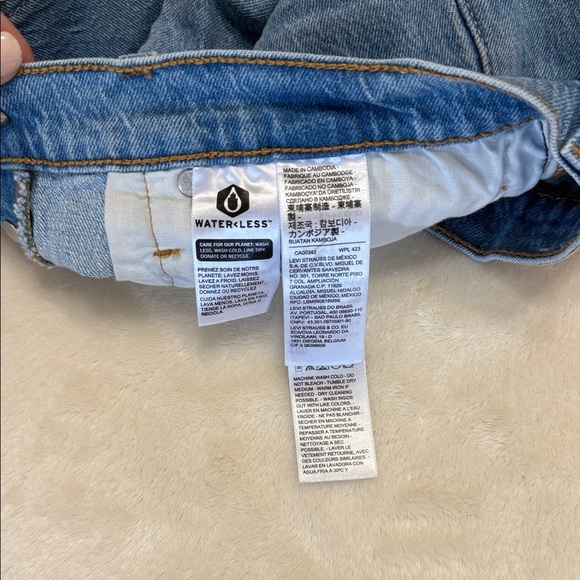 Levi's 501 Classic Blue Jean Shorts W27 - Picture 5 of 7